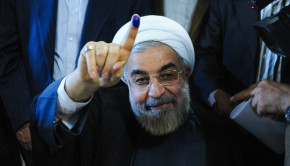 Rouhani-Finger-Vote